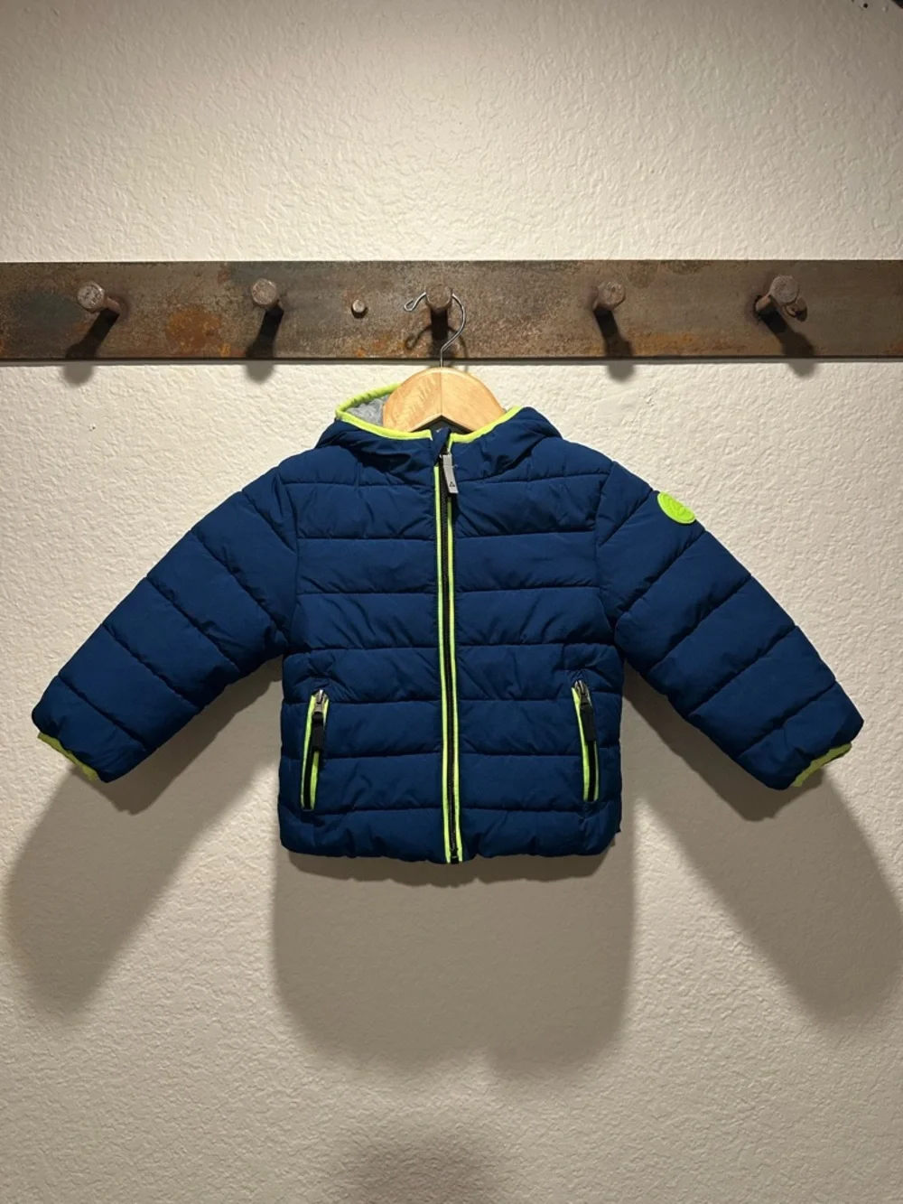 Gerry Boys 2T Blue Puffer Jacket Blue and Neon Green Winter Coat Hooded Kids - Picture 2 of 8